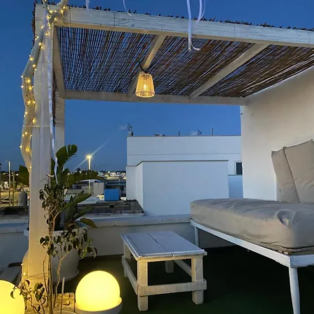 Le Nuage 3* Torre Lapillo